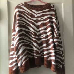 Nine West animal print sweater